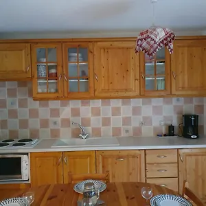  Appartement Les Pierres Blanches 2 Pieces Cosy Et Fonctionnel
